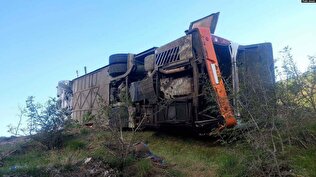 ویدئو| ١۴ مصدوم اتوبوس مسافران ارمنستان تحویل ایران شدند