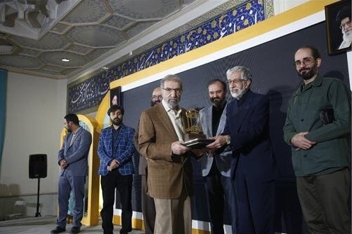 جایزه ادبی حافظ برگزیدگان خود را شناخت