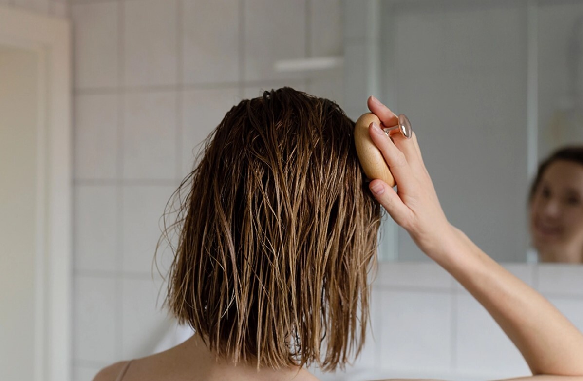 ماساژ پوست سر باعث رشد مو‌ها می‌شود؟