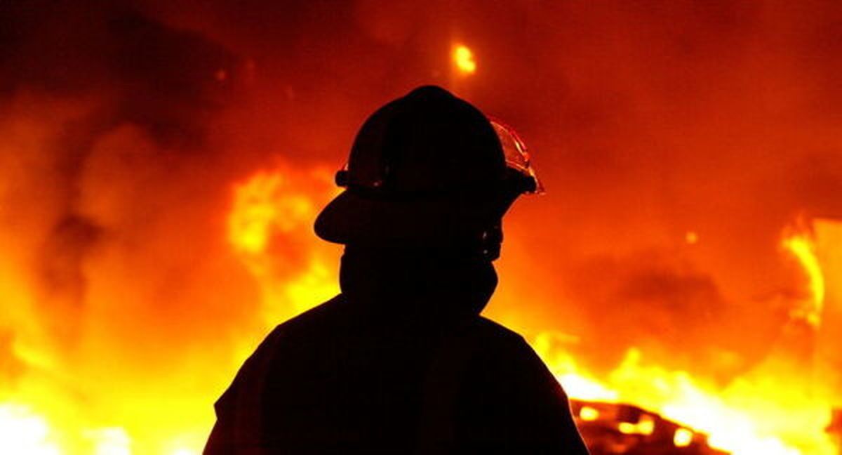 آتش سوزی در مجتمع مسکونی فولاد شهر 27 قربانی گرفت